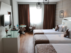 Nova Plaza Orion Hotel