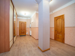 Апартаменты Радищева 12 трехкомнатная