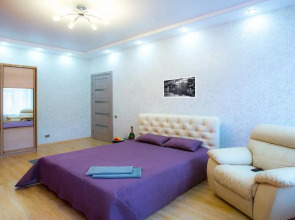 Апартаменты Современная квартира в самом центре с парковкой