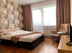 21 Floor Na Antonova Apartments