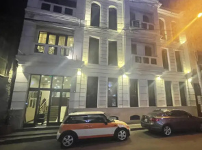 Natali Metekhi Palace Hotel
