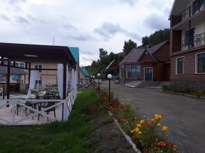 Hotel Bajkalskij Raj