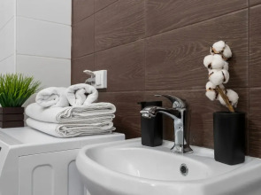 Квартира Комфорт с Балконом и Видом на Город Moderna Flat Status