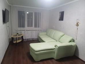 1k Ryadom S Vokzalom Roscha Dubki Flat