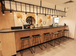 Отель SUNEO Perla