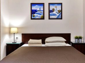 Villa Family Decor Guest House