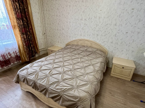 Na Ulitse Metallurgov 27 Flat