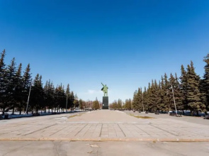 Квартира на главной площади города рядом с парком и достопримечательностями Уфы