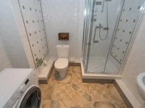 Апартаменты в Центре Города у Нарымского Сквера