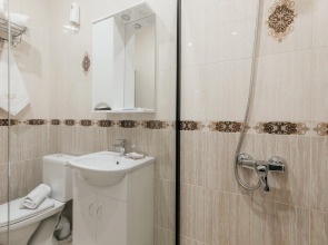 Отель Дизак