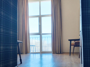 Dvukhurovnevaya Studiya Flat