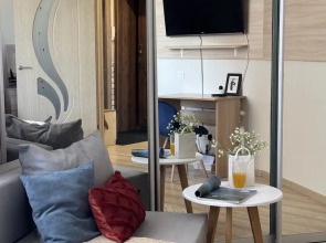 Апартаменты Современная квартира на Яна Крастыня