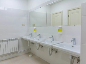 Хостел The Best Time