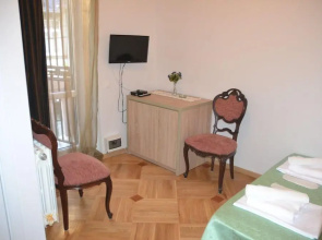 Отель Piccolo Casa Bella