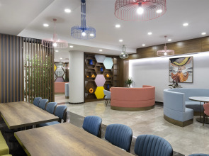 Отель Hampton by Hilton Istanbul Arnavutkoy