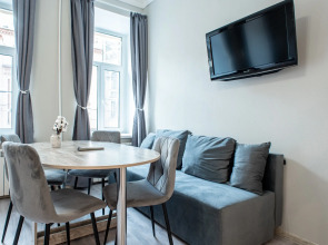 Квартира Стильная Евродвушка с Балконом в Центре Петроградской