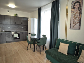 Квартира 1 комнатная улица Лучистая 8