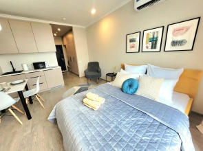 Студия СИБИРЬ HOUSE с панорамными окнами