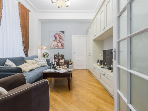 Квартира GM Apartments на 16 этаже Сталинской высотки