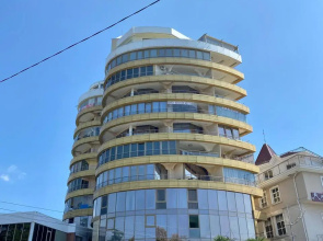 Апартаменты в центре города на берегу моря