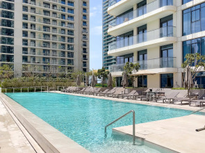 Апартаменты Marina Vista Emaar Beachfront