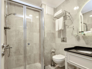 Albinas Hotel Old City