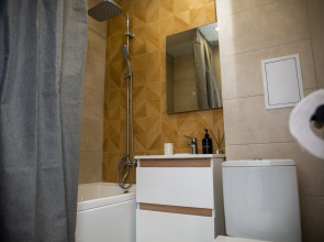 Квартира Уютная с новым ремонтом со всеми удобствами и уважением Курчатова 13