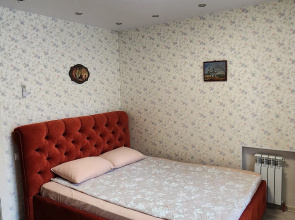 Yevrodvushka V Razvitom Rayone Goroda Flat