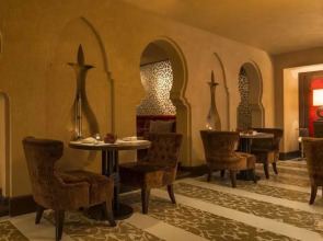 Отель Four Points by Sheraton Sheikh Zayed Road