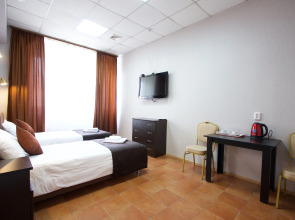 Отель Автодвор