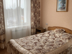 Dryzhby Narodov Apartments