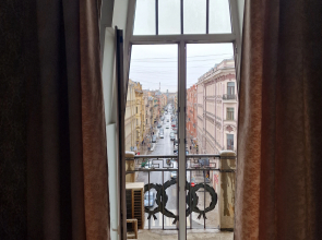 Апартаменты Невский 72