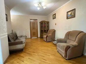 Квартира на Широкой 21