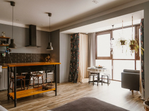 Dizajnerskie S Panoramnyimi Oknami Apartments