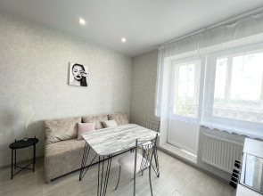 Апартаменты Квартира на Пухова