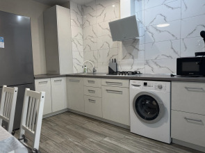 Квартира двухкомнатная в центре Морская волна