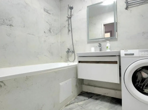 Квартира Двухкомнатная с Балконом и Красивым Видом