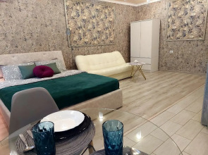 Апартаменты на Трехсвятской