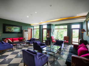 Отель Andza Tbilisi