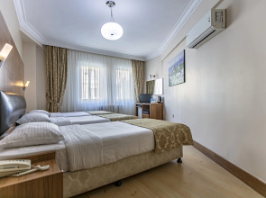 Elasophia Hotel