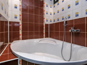 Квартира рядом с Мнтк им. Федорова и Ск Заря