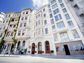 Grand Hotel De Pera