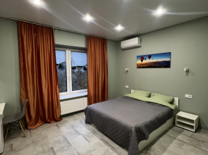 Uyutnaye 200 Metrov Ot Tsentralnogo Plyazha Apartment