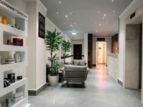 Hotel Gori Inn