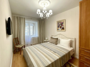 Квартира Просторная 4х комнатная в центре