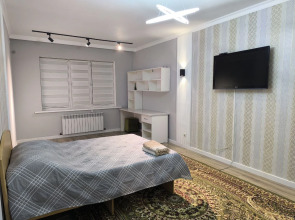 Ryadom S Parkom V Verhnej CHasti Goroda Flat