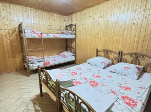 Dom Dlya Bolshikh Kompaniy Private house