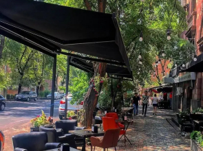Апартаменты Modern city center Saryan str