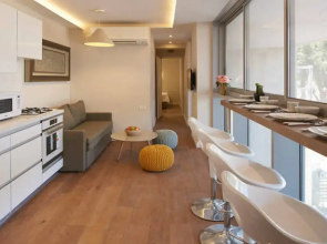 Chic In City Center By Feelhome Apartments