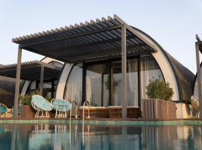 CaspiMayr Retreat Beach Resort Hotel